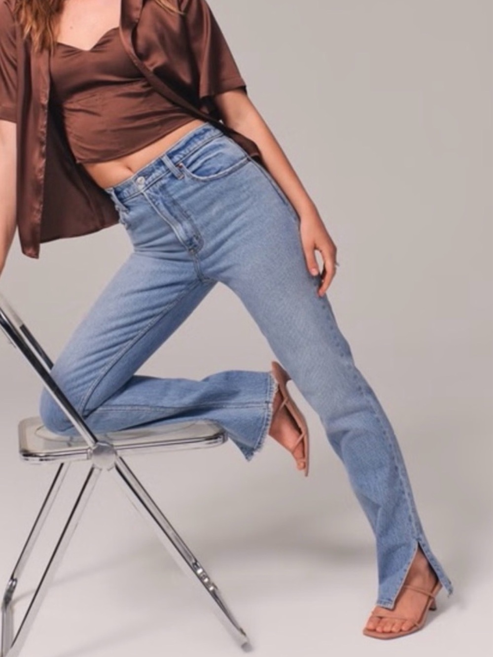 Abercrombie & Fitch curve love 90’s straight ultra high rise with split hem